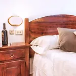 فندق Costantini