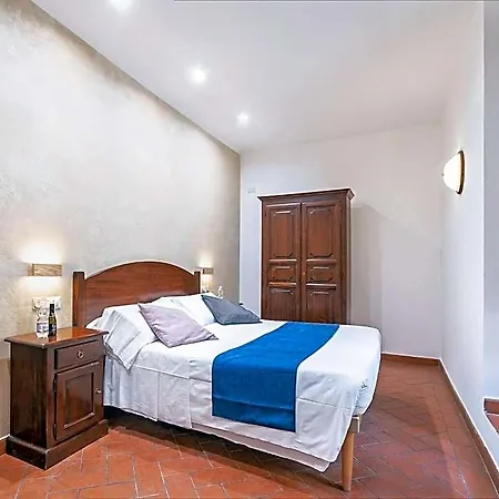 فندق Costantini 2*