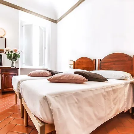 Costantini 2* Florence